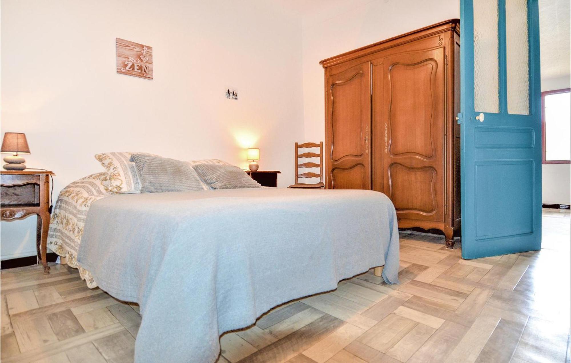 Lovely Home In Arles With Kitchen エクステリア 写真
