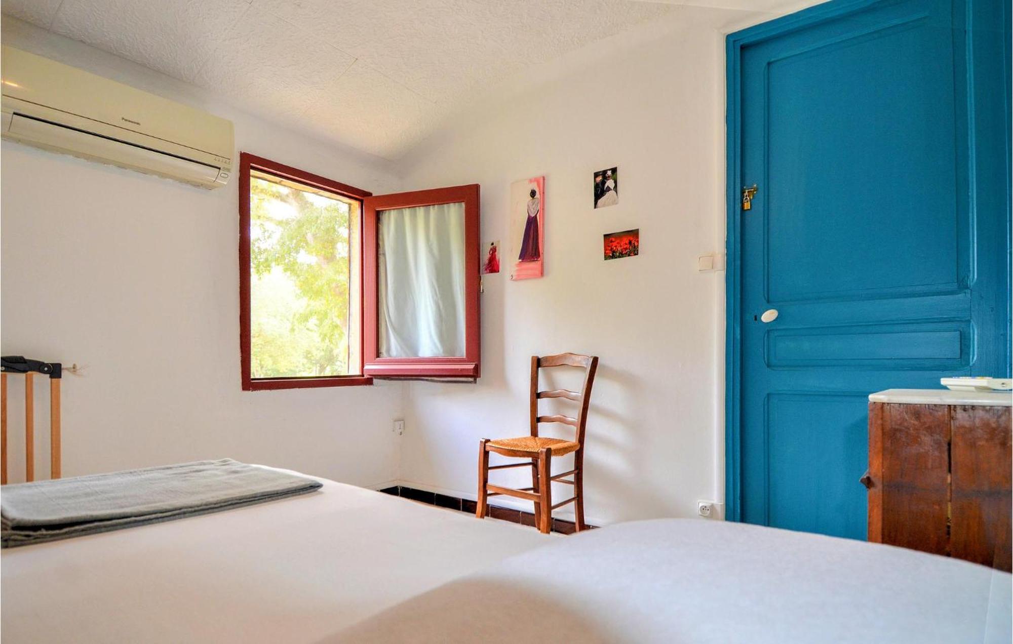 Lovely Home In Arles With Kitchen エクステリア 写真